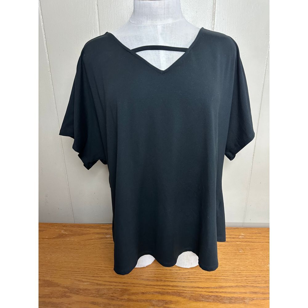 Tranquility Top Women's 2XL Short Sleeve V Neck Blouse